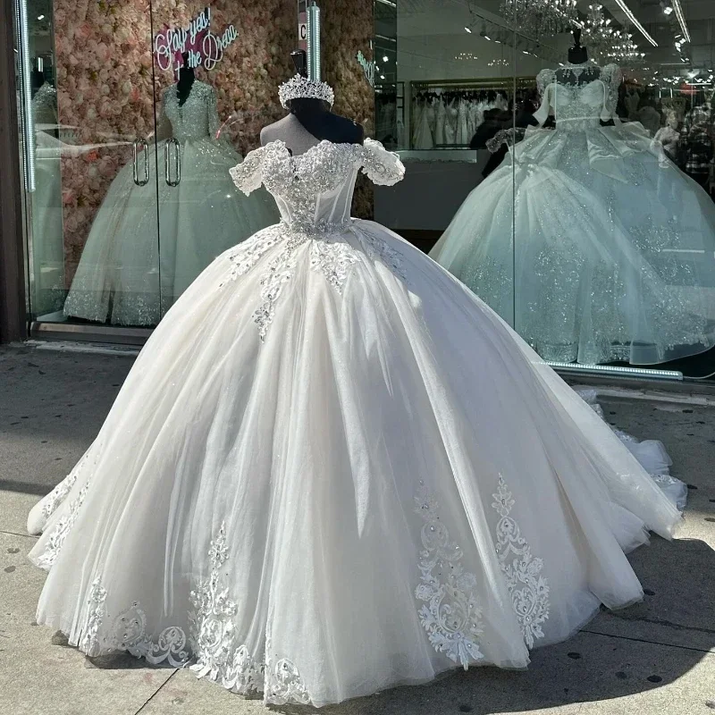 Women's Trendy Apparel Elevate Your Wardrobe White Quinceanera Dresses Ball Gowns Appliques Lace Beading Crystal Birthday Princess Vestidos 15 Para XV Años