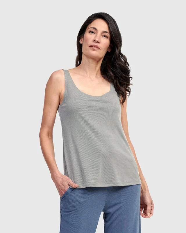 Modern Women's Outfit Casual Chic Essential Relaxed Tank Top, Saladine