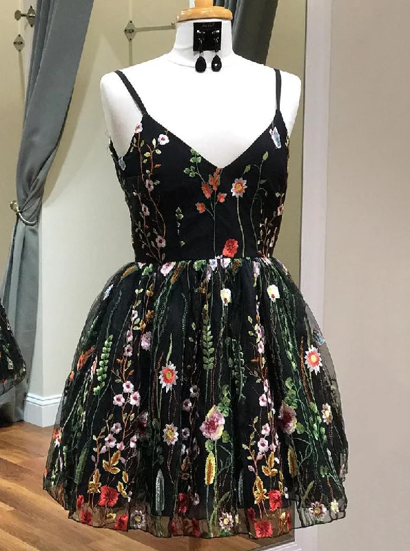 Stylish Clothes For Women Special Offer Spaghetti-straps V-neck Black Floral Embroidery Short Homecoming Dress OM364