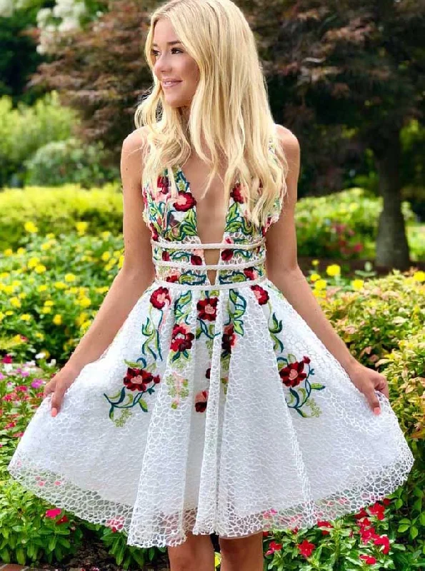 Women's Stylish Professional Apparel Mega Sale Charming A-line Lace Floral Homecoming Dress V Neck Short Prom Dress OM136