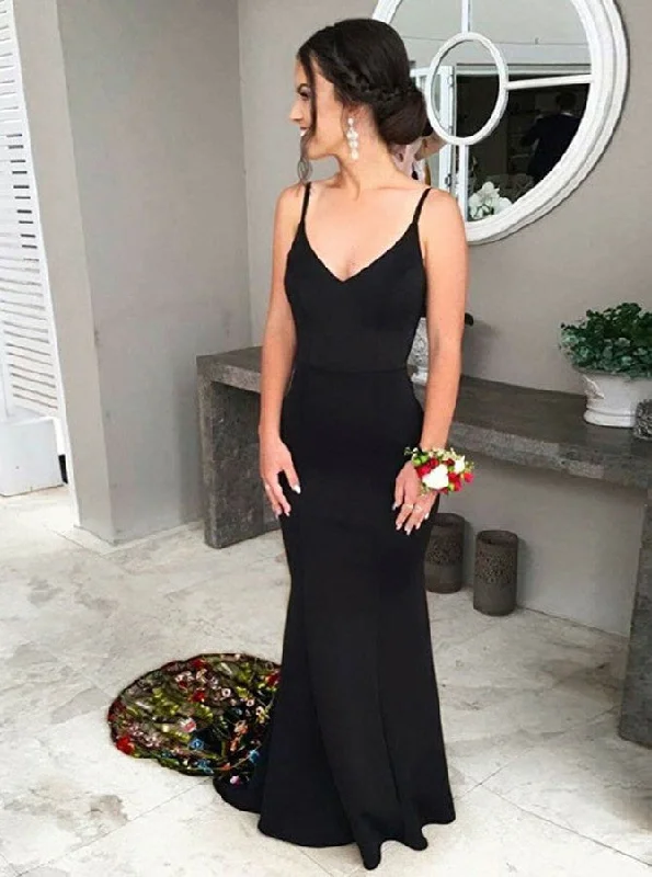 Women's Vintage Garments Trendy Women's Collection Mermaid Black Spaghetti Straps Long Prom Dress with Floral Embroidery