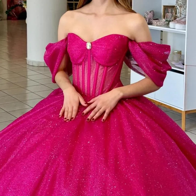 Women's Trendy Clothing Fashion Forward Pretty Rose Red Quinceanera Dresses Off The Shoulder Tull Party Birthday Corset Ball Gown Sweet Vestidos 15 De Anos customized