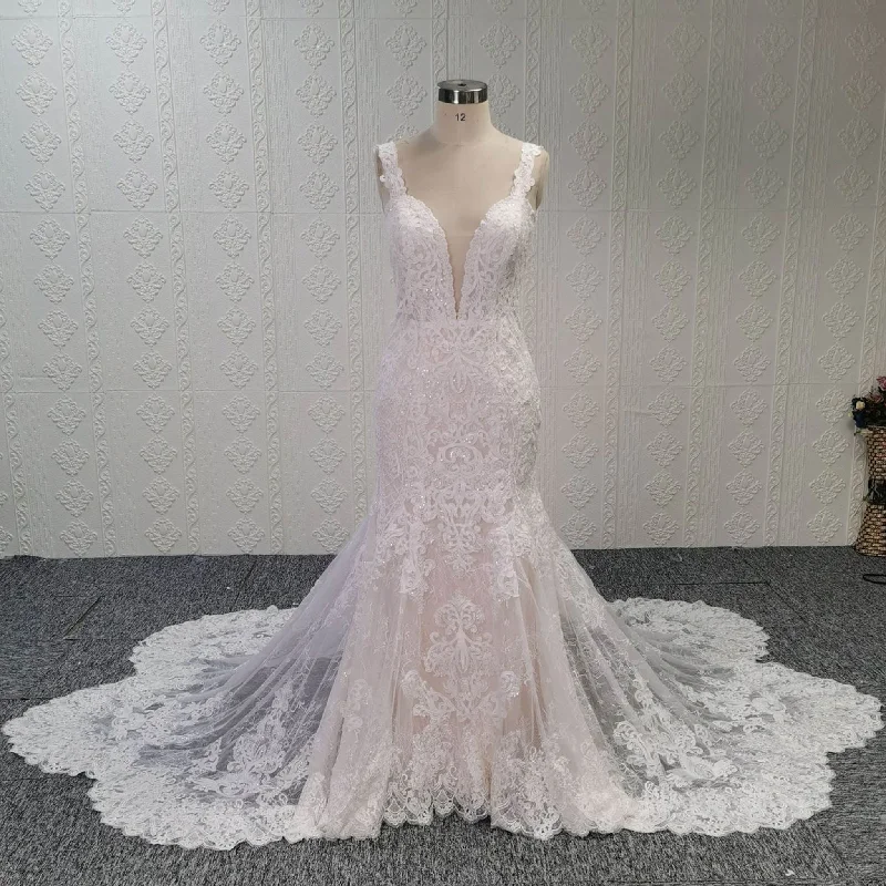 Women's Outerwear Clothing Style Revolution Incredible Plunging V-neck Low Back Lace Trumpet Wedding Dress