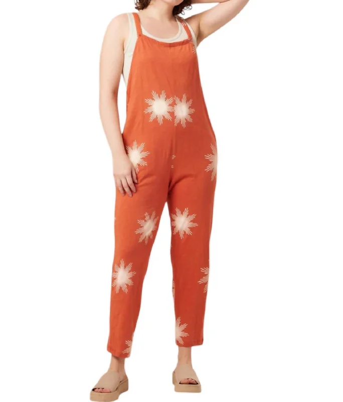 Fashionable Women's Casual Apparel Signature Style Essentials Cadence Jumpsuit In Chili Sunburst