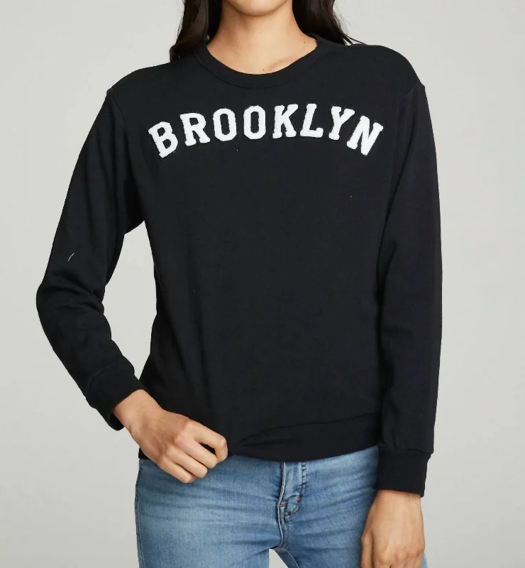 Timeless Women's Clothing Trend Driven Wardrobe Brooklyn Crew Top In Black