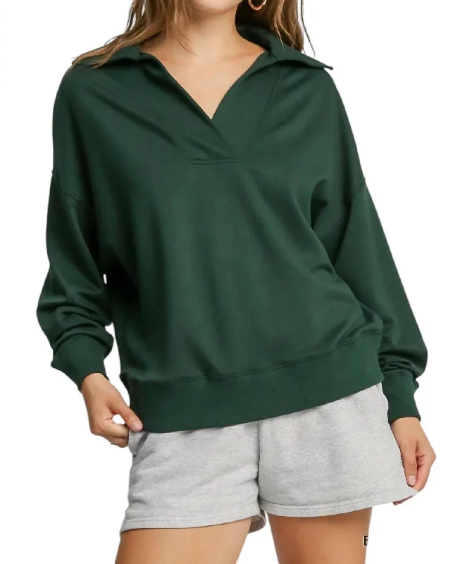 Women's Holiday Attire Day-To-Night Styles Neoknit V-Neck Sweatshirt In Evergreen